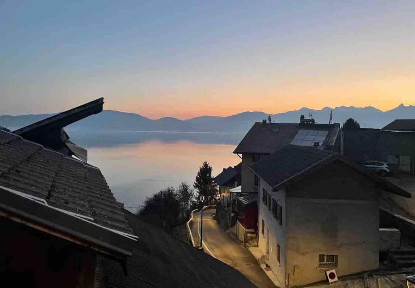 Chez Malou & Hugo Vue Lac Proche Suisse & Stations ! Saint-Gingolph Eksteriør bilde